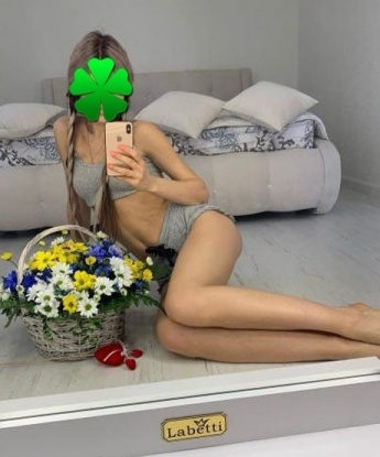 С моим опытом и талантом, вы погрузитесь в мир наслаждения, где все ваши фантазии станут реальностью. 💋
🌟 В моих услугах включается все, что может удовлетворить ваши желания: классический секс, оральные ласки, эротический массаж и так далее. Я гарантирую конфиденциальность и безопасность, чтобы ваше время с мной было довольно-довольно приятным и расслабляющим. 😊
🌹 Не только я, но и мои постоянные клиенты утверждают, что я создаю атмосферу истинного наслаждения. Мои отзывы и фотографии подтверждают мою красоту и внимание к деталям. Позвольте себе испытать новые ощущения вместе со мной. 💫
📲 Свяжитесь со мной, и я помогу вам расслабиться, позабыть о повседневных заботах и полностью насладиться моей прекрасной компанией. Возможно, я стану вашей постоянной эксклюзивной индивидуалкой. Жду вас в Москве, чтобы подарить вам море удовольствия и наслаждения. 💖 4552, 23 года